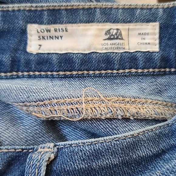 Bullhead Denim Low Rise Skinny Size 7x30 Blue - Picture 5 of 6